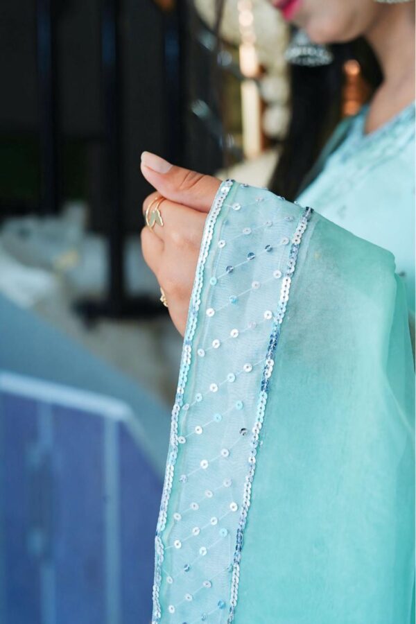 3PC Embroidered Silk (pret)